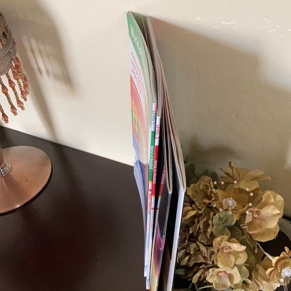 Books - Picture 7 of 8